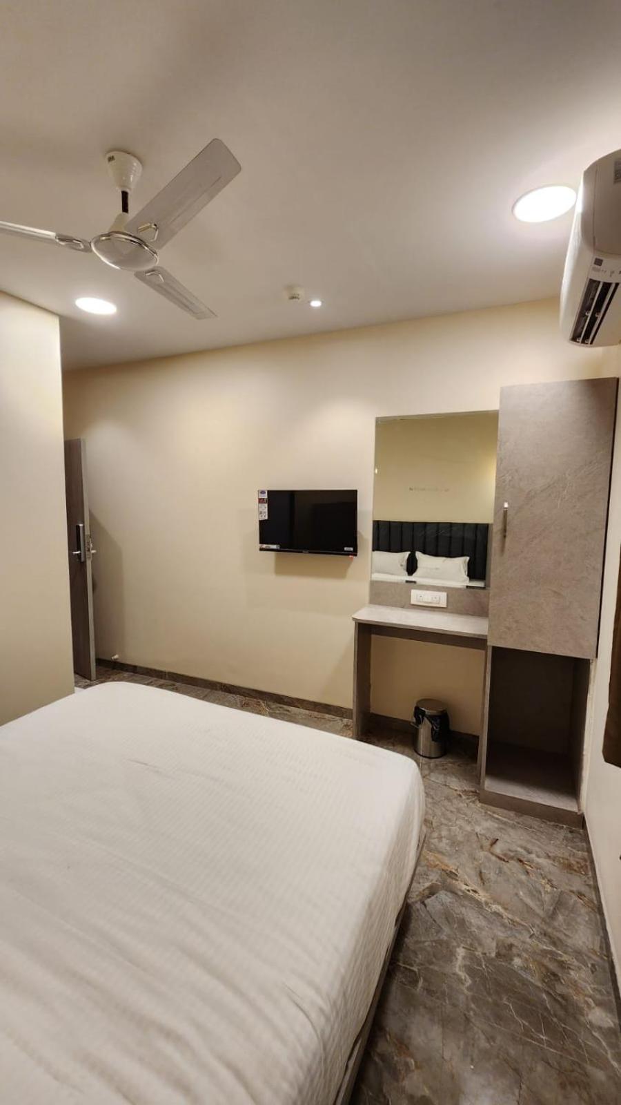 Hotel Peace International Mumbai Exterior foto
